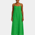 Green long dress with thin spaghetti straps, sleeveless and relaxed maxi.