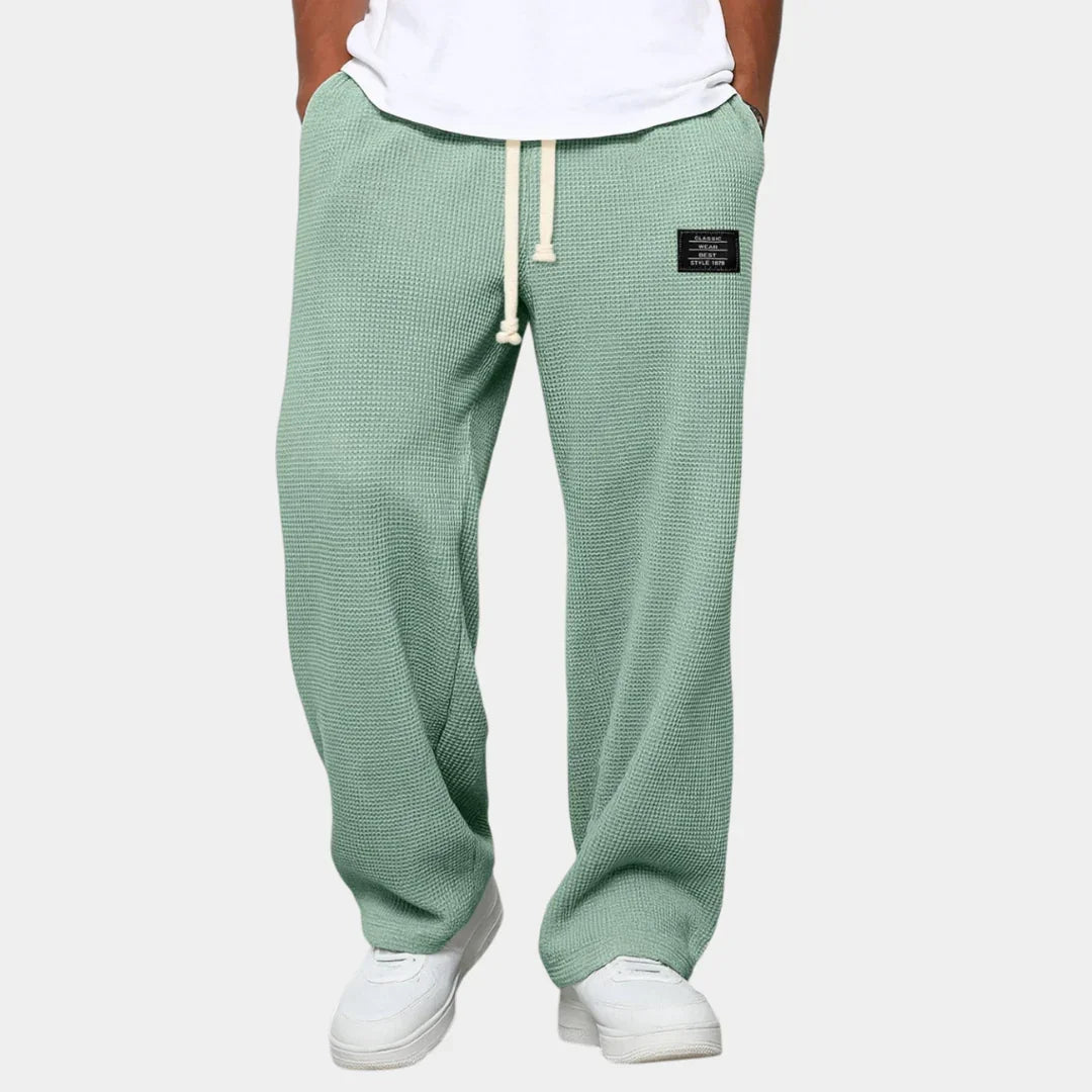 Men's drawstring pants, relaxed fit, textured green fabric