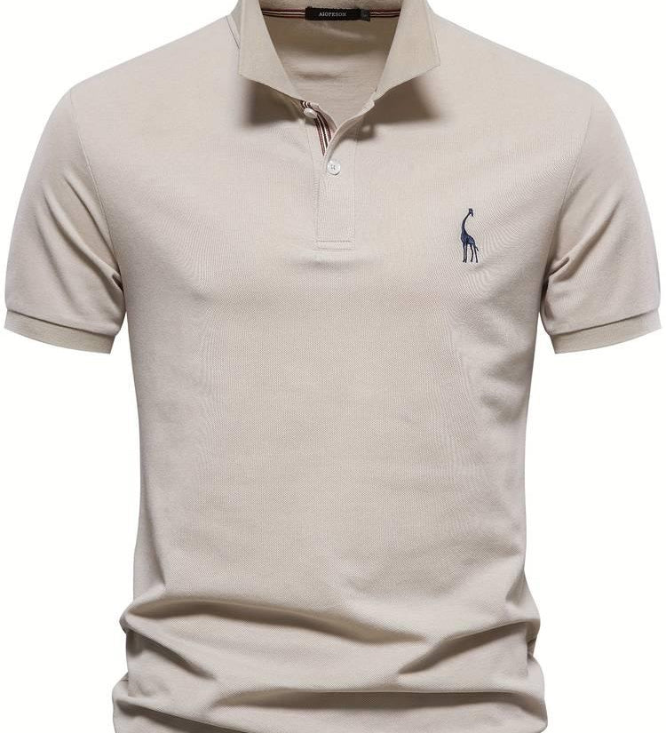 Casual sports polo shirt in beige, ribbed collar and 3-button placket, small chest logo