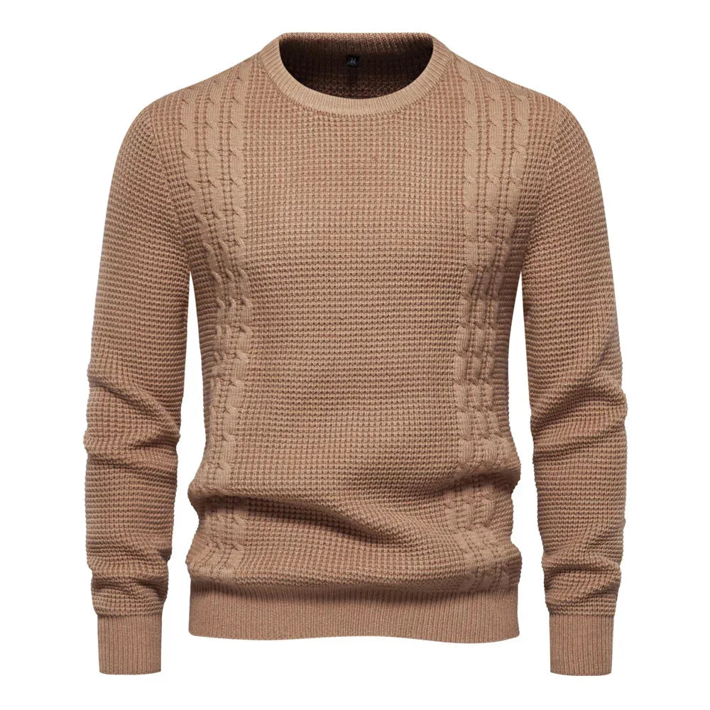 Men's knit sweater in brown, crew neck, long sleeves, ribbed hem and cuffs