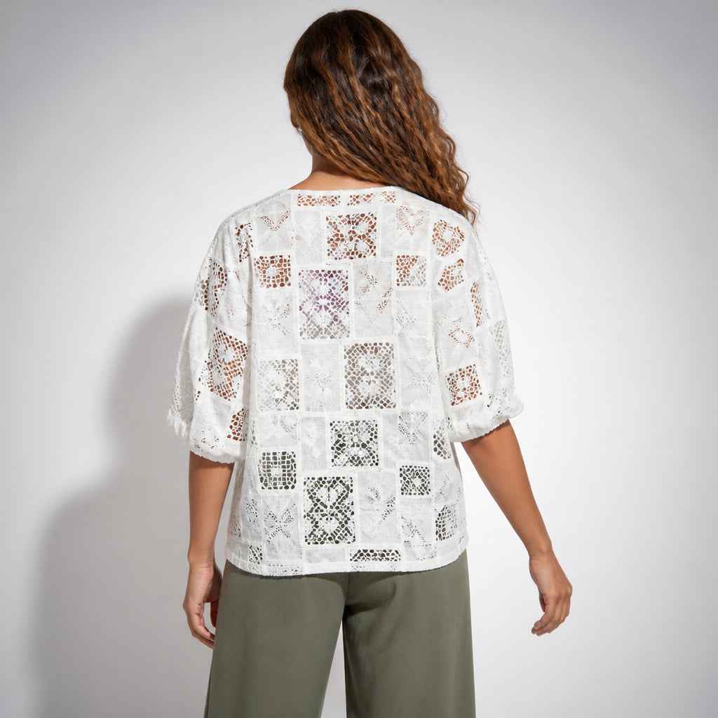 Siobhan | Cotton Top with Scalloped Lace Edges