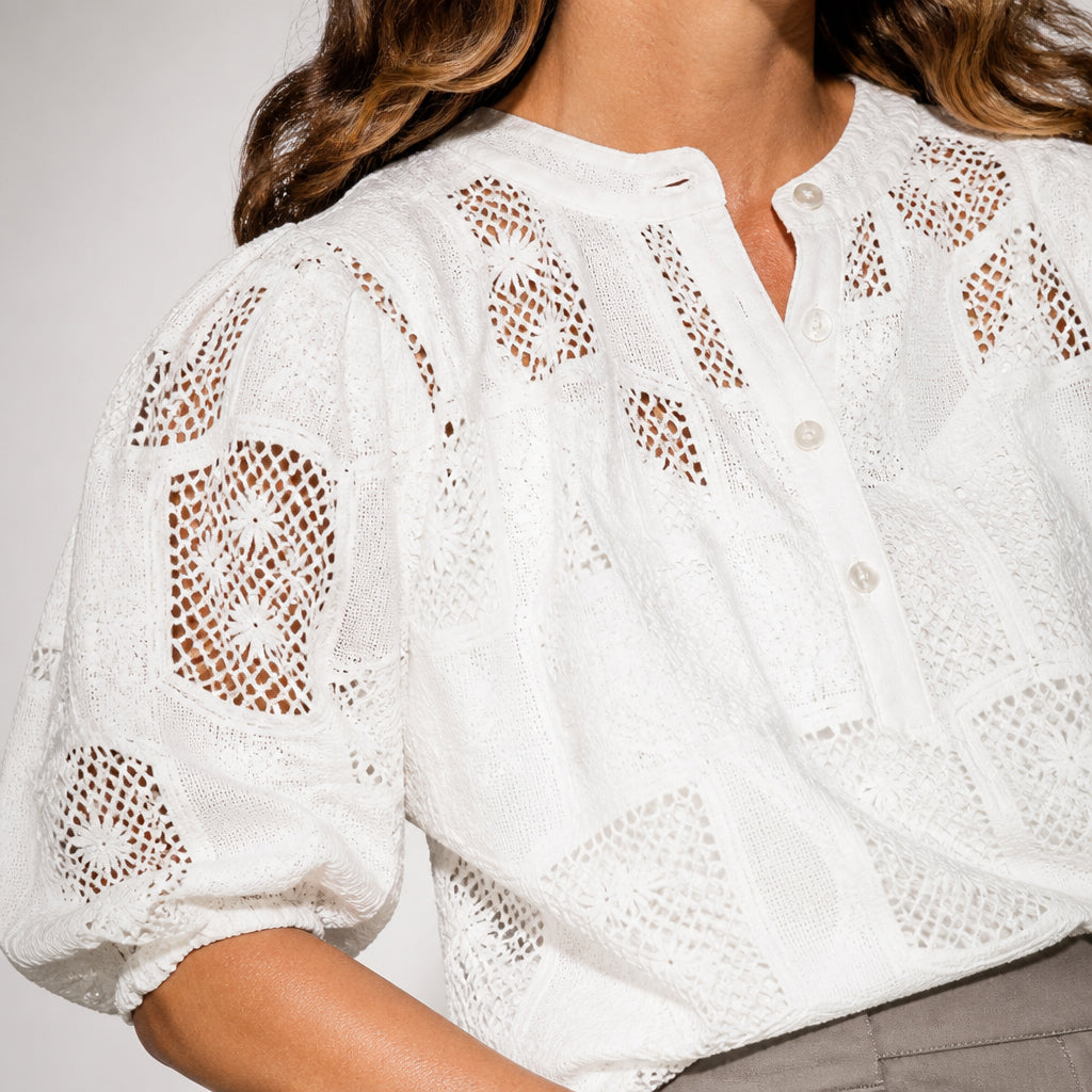 Siobhan | Cotton Top with Scalloped Lace Edges